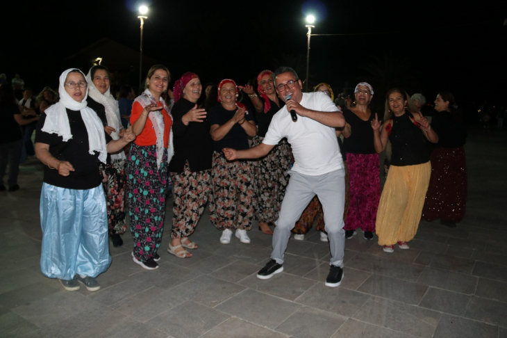 Fethiye'de 'Şalvar Giyen Kadınlar' etkinliğine yoğun ilgi