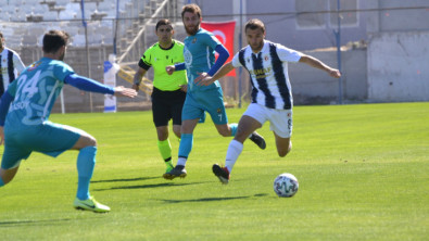 Cemal Şener 2 sezon daha Fethiyespor'da